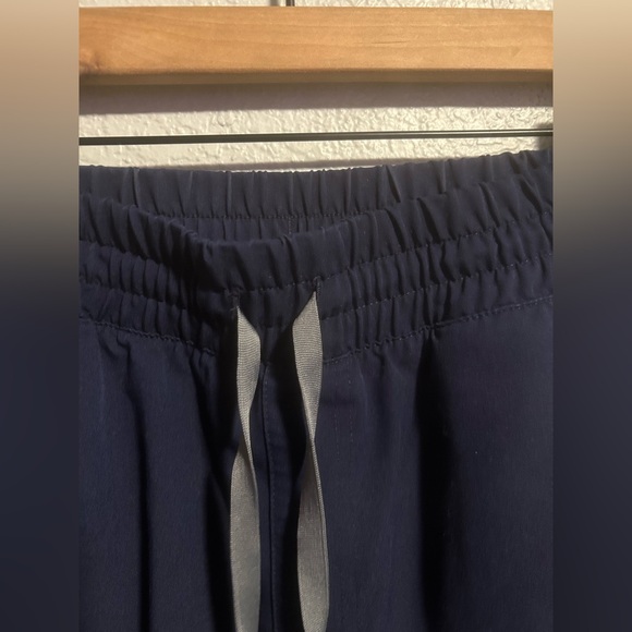 Figs navy blue two piece set - Picture 9 of 15